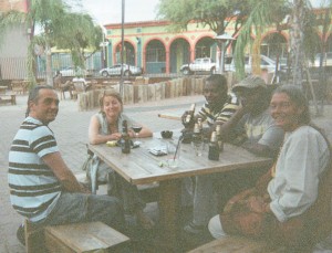 Relaxing after the fast, in Tucson: Georgie & Kate (Ukraine) and Lerato, Scotch, & Leana (South Africa)